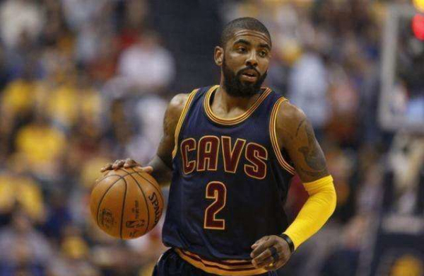 人主动伸手 人主动伸手