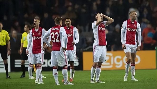 牌球員的桃 牌球員的桃