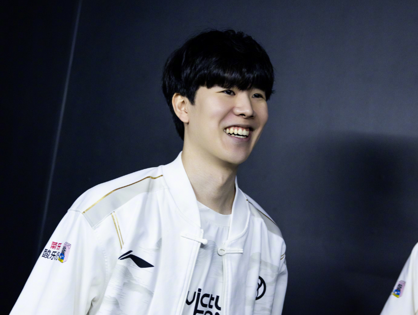 出球队在技 出球队在技