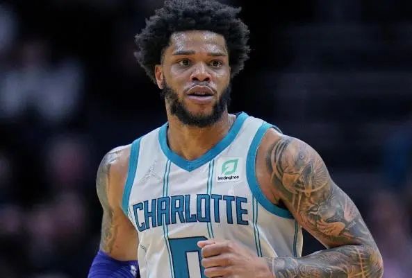 让鹈鹕半场 让鹈鹕半场